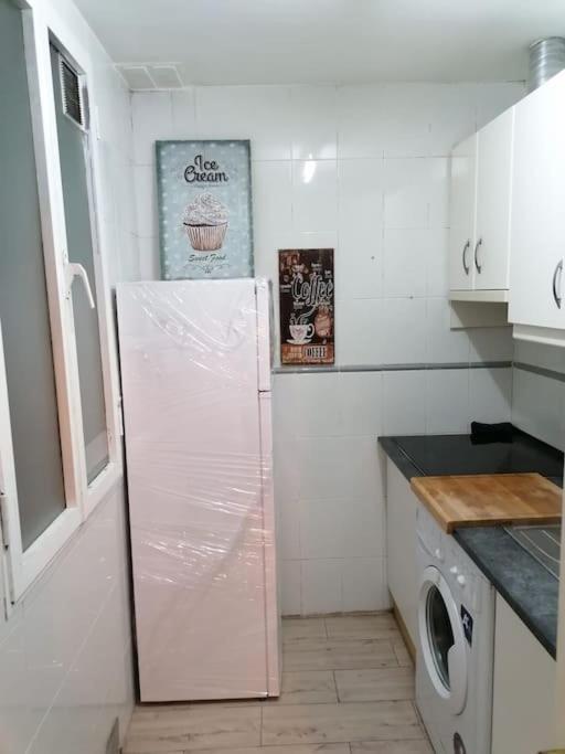 Sebastian Elcano, Apartamento Para 2 Con Terraza, Metro Embajadores Madrid Eksteriør bilde