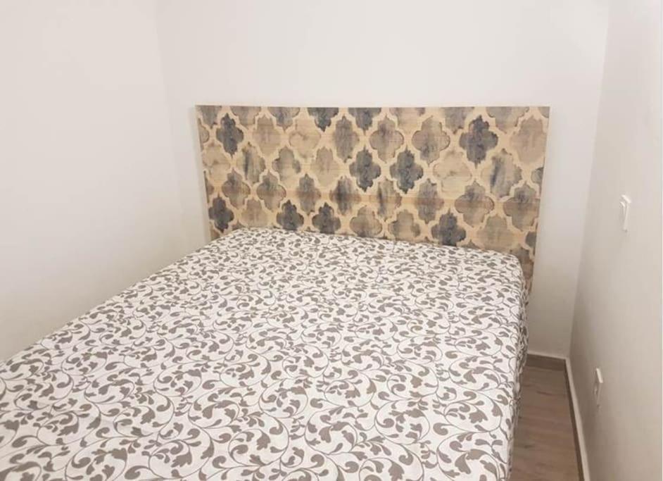 Sebastian Elcano, Apartamento Para 2 Con Terraza, Metro Embajadores Madrid Eksteriør bilde